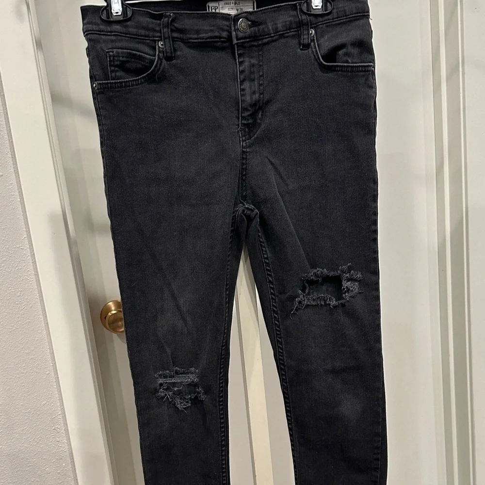 Free People Distressed Black Skinny Jeans Size 28 | Raw Hem Stretch Denim